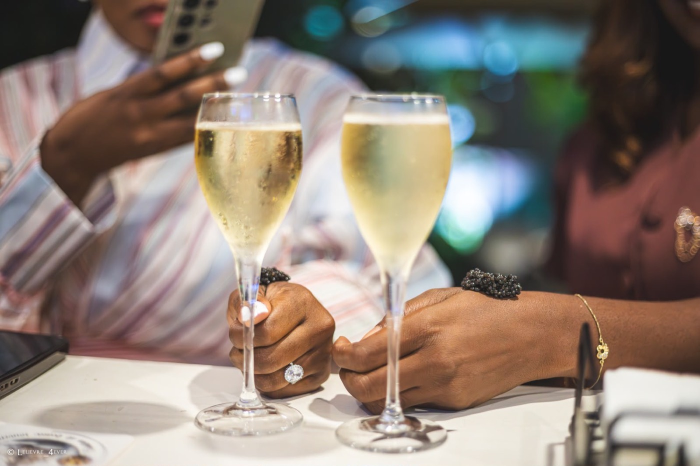 Dégustation de caviar et champagne